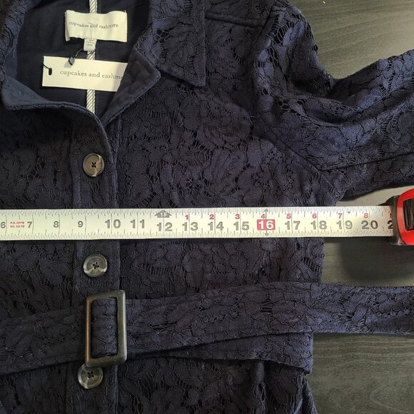 Cupcakes and Cashmere Aldean Lace Jacket     M NWT $178 Navy Blue Romantic - Picture 6 of 10